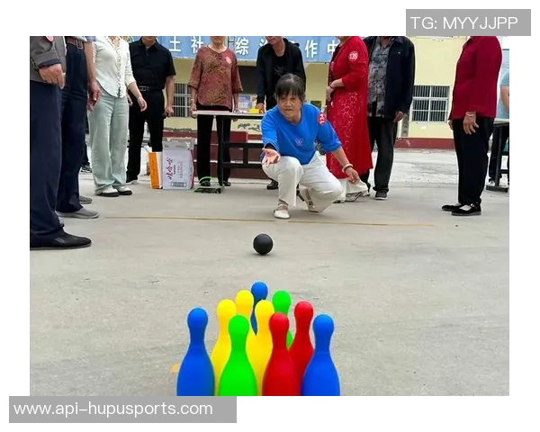 新城市广场足球场周边休闲娱乐设施全面升级助力社区活力提升